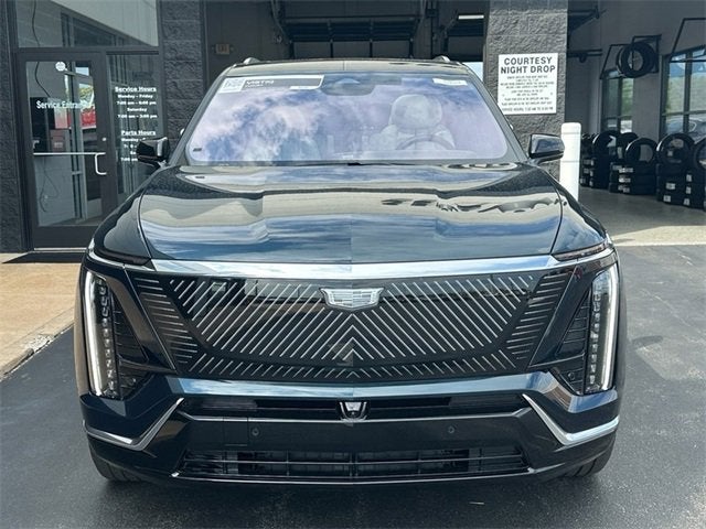 2026 Cadillac VISTIQ Luxury