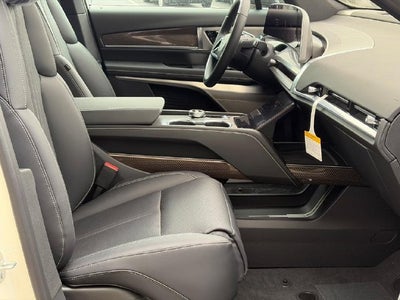 2027 Cadillac VISTIQ Sport