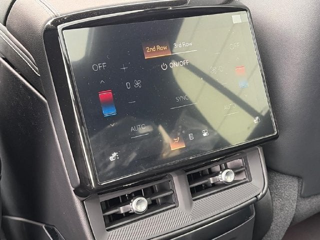 2027 Cadillac VISTIQ Sport
