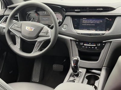 2026 Cadillac XT5 Luxury