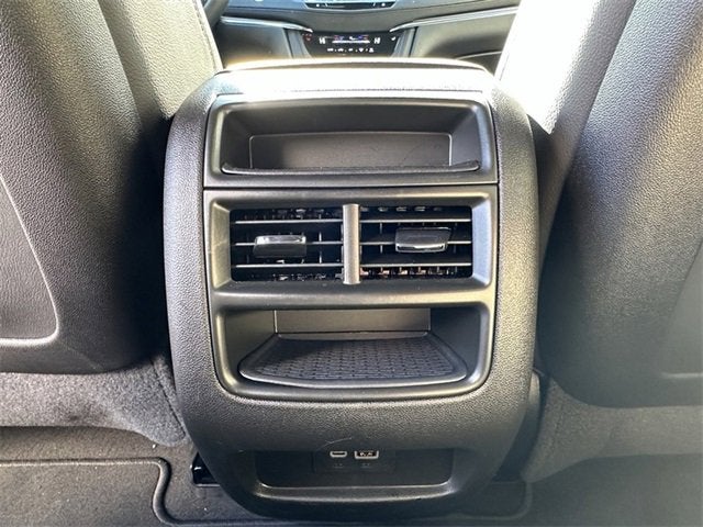 2025 Cadillac XT5 Luxury