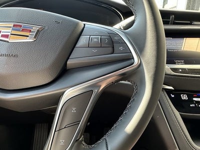 2026 Cadillac XT5 Luxury
