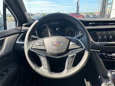 2025 Cadillac XT5 Premium Luxury