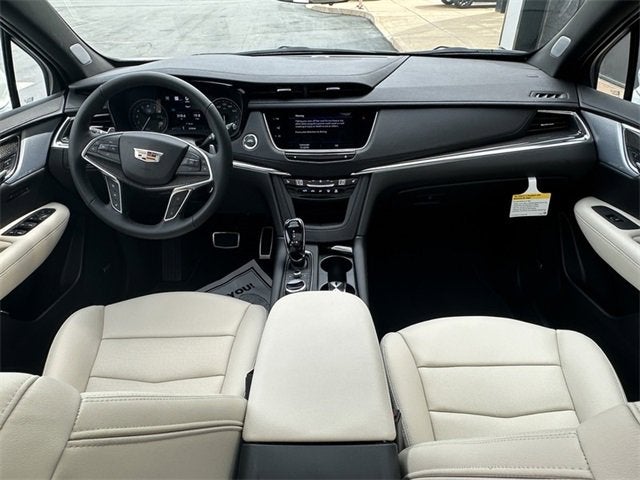 2025 Cadillac XT5 Sport