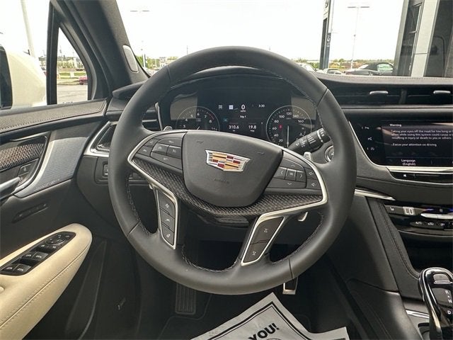 2025 Cadillac XT5 Sport