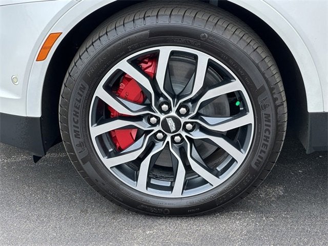 2025 Cadillac XT5 Sport