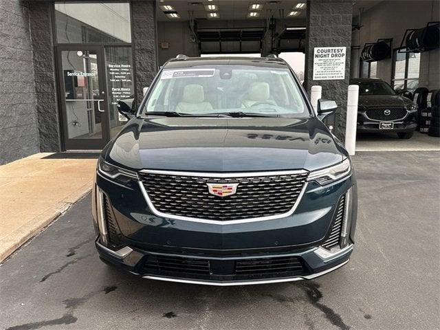 2025 Cadillac XT6 Premium Luxury