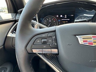 2025 Cadillac XT6 Sport