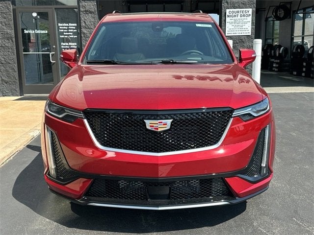 2025 Cadillac XT6 Sport
