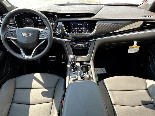 2025 Cadillac XT6 Sport