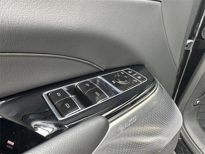 2025 Cadillac LYRIQ Luxury 3