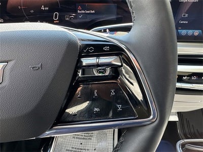 2025 Cadillac LYRIQ Luxury 3