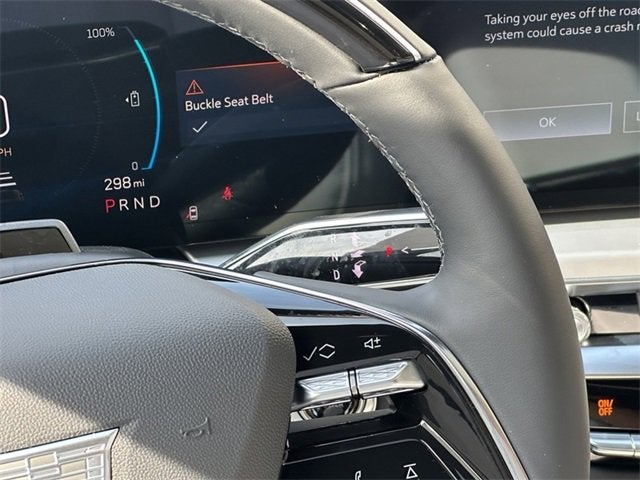 2025 Cadillac LYRIQ Luxury 3