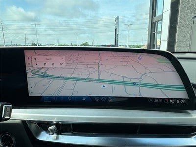 2025 Cadillac LYRIQ Luxury 3