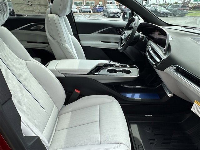 2025 Cadillac LYRIQ Sport 2