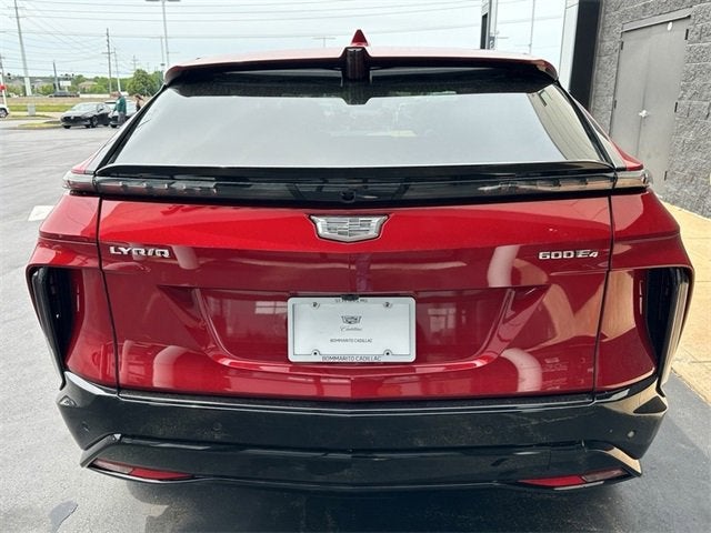 2025 Cadillac LYRIQ Sport 2