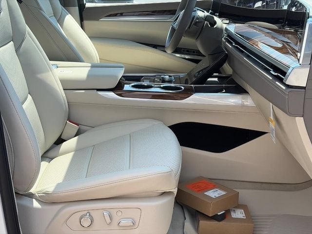 2026 Cadillac Escalade Platinum Luxury