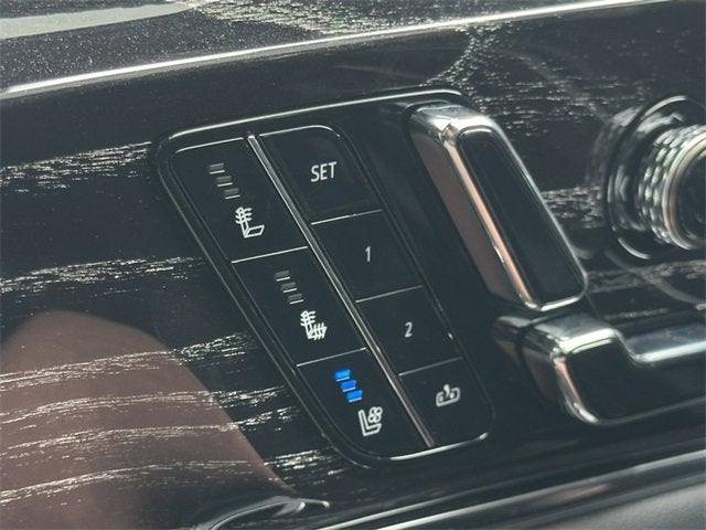 2025 Cadillac ESCALADE IQ Luxury 1