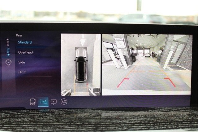 2025 Cadillac ESCALADE IQ Luxury 1