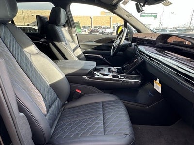 2025 Cadillac ESCALADE IQ Luxury 1