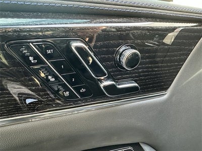 2025 Cadillac ESCALADE IQ Luxury 1