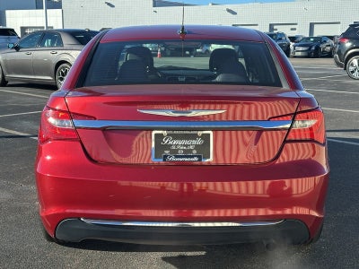 2013 Chrysler 200 4dr Sdn Touring