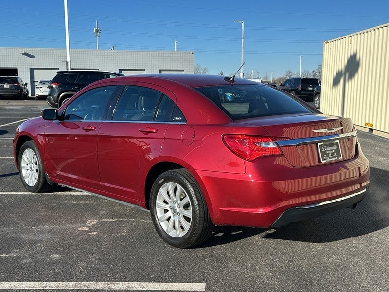 2013 Chrysler 200 4dr Sdn Touring
