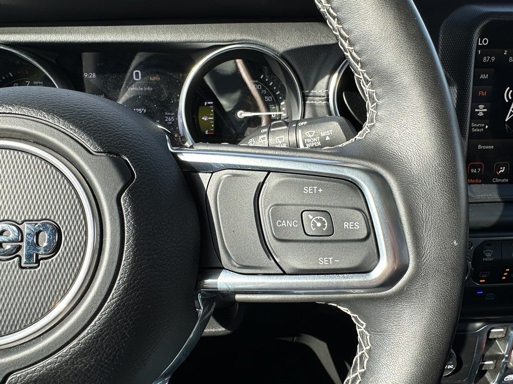 2023 Jeep Wrangler 4xe Sahara 4x4