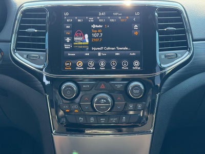 2021 Jeep Grand Cherokee Laredo X 4x4