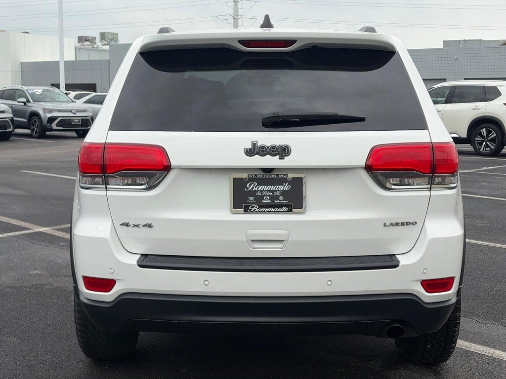 2016 Jeep Grand Cherokee 4WD 4dr Laredo