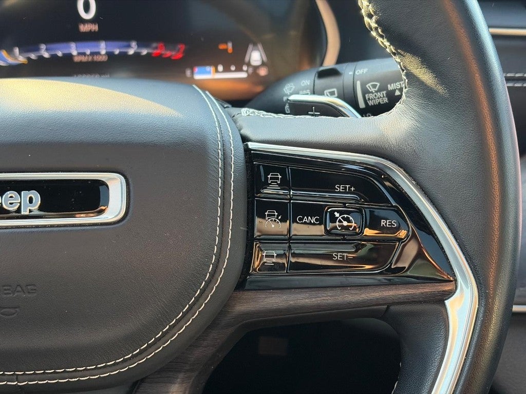 2022 Jeep Grand Cherokee L Overland 4x4