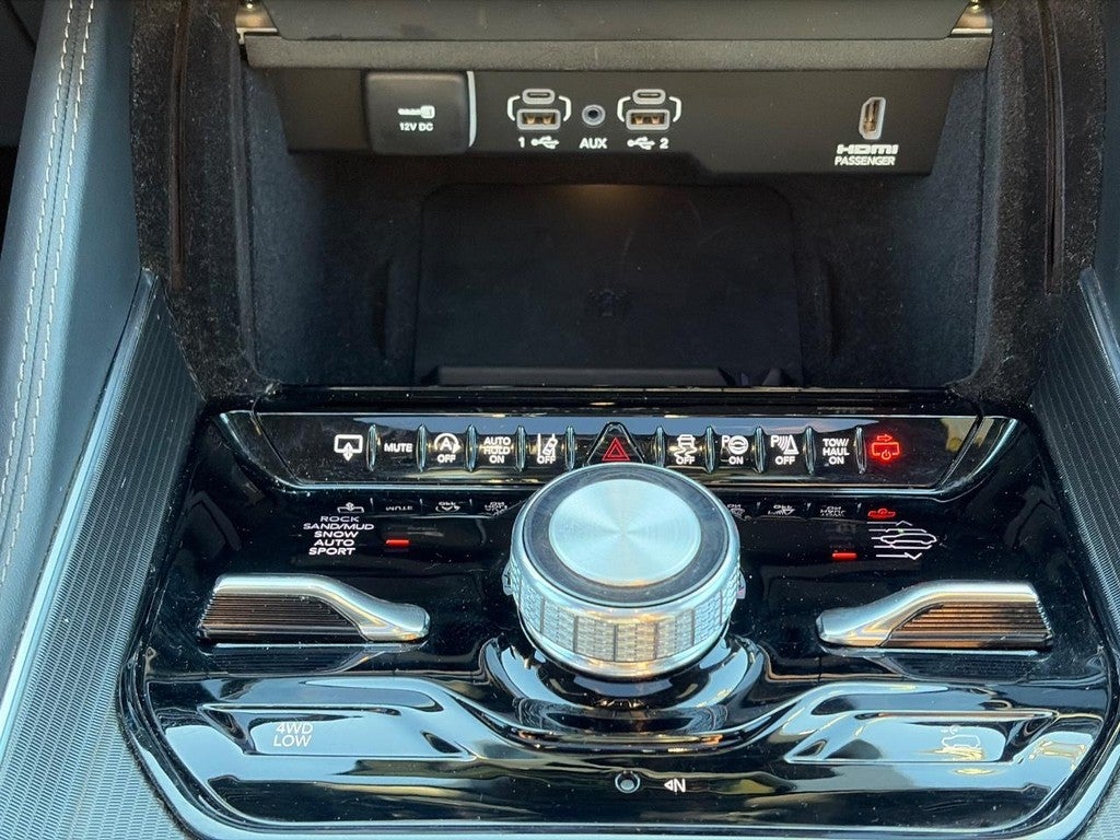 2024 Jeep Grand Wagoneer L Series II 4x4