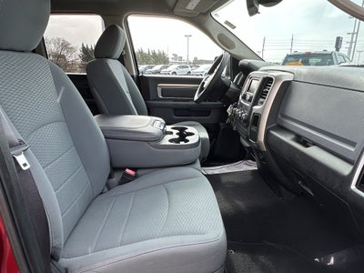 2015 RAM 1500 4WD Quad Cab 140.5" SLT