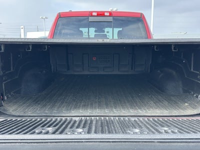 2015 RAM 1500 4WD Quad Cab 140.5" SLT