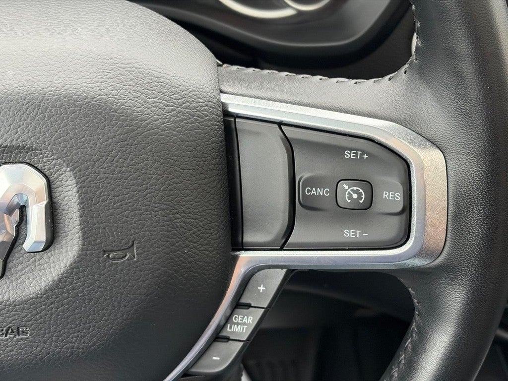 2023 RAM 1500 Laramie 4x4 Crew Cab 5'7" Box