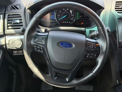 2016 Ford Explorer 4WD 4dr XLT