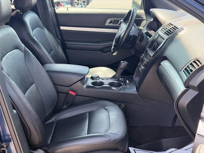 2016 Ford Explorer 4WD 4dr XLT