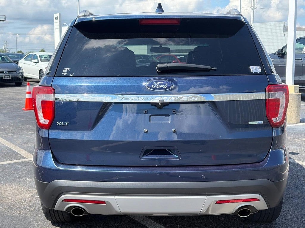 2016 Ford Explorer 4WD 4dr XLT