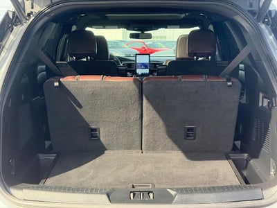 2022 Ford Explorer Platinum 4WD