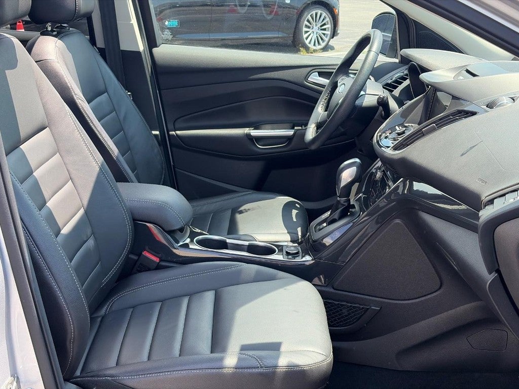 2016 Ford Escape FWD 4dr Titanium