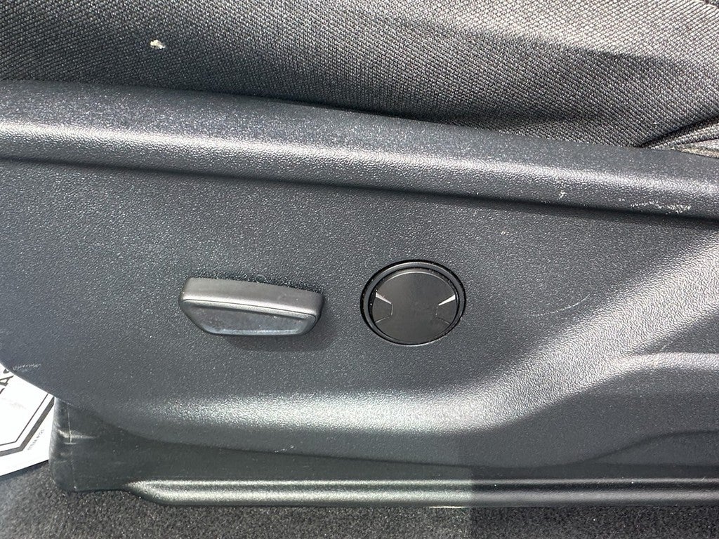 2025 Ford F-150 XLT 4WD SuperCrew Box