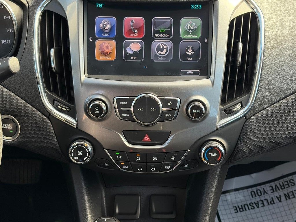 2017 Chevrolet Cruze 4dr Sdn 1.4L LT w/1SD