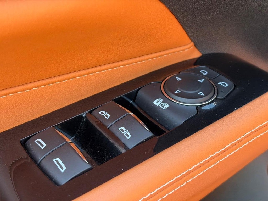 2023 Cadillac CT4 4dr Sdn Premium Luxury