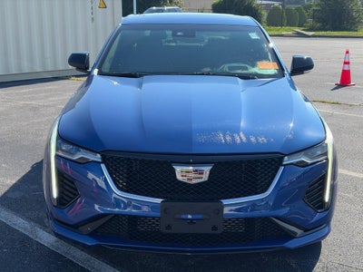 2023 Cadillac CT4 4dr Sdn Sport
