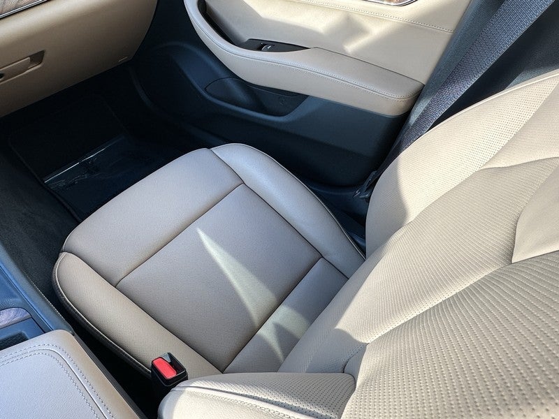 2023 Cadillac CT5 4dr Sdn Premium Luxury