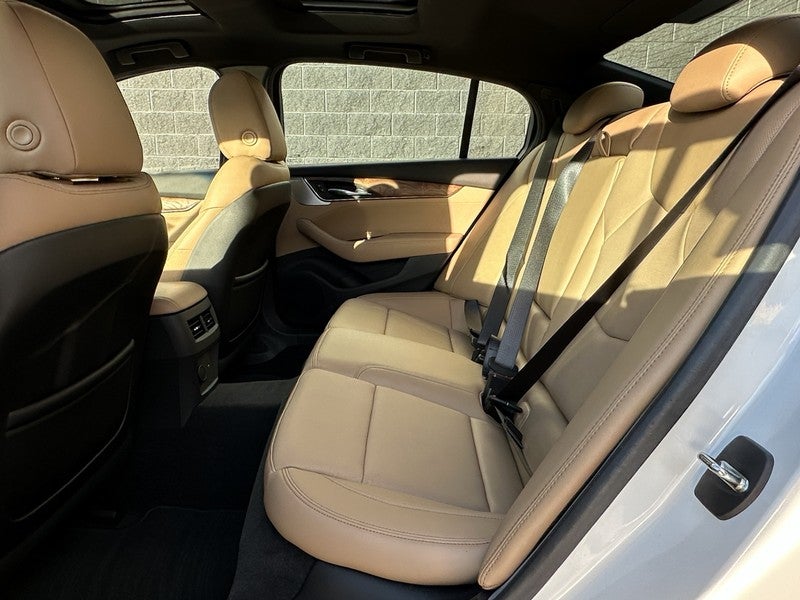 2023 Cadillac CT5 4dr Sdn Premium Luxury