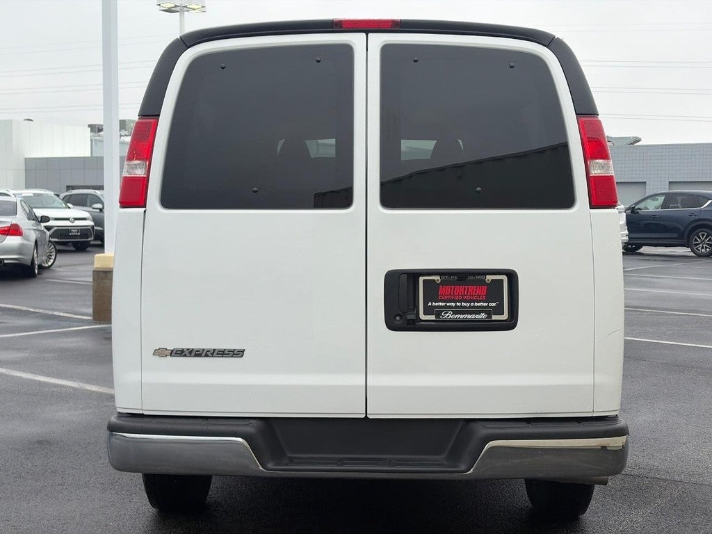2024 Chevrolet Express Passenger RWD 3500 155" LT