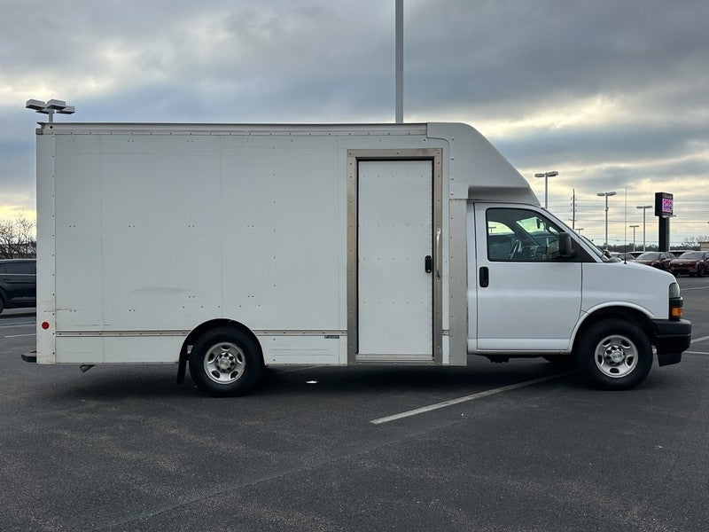 2021 Chevrolet Express Commercial Cutaway 3500 Van 159"