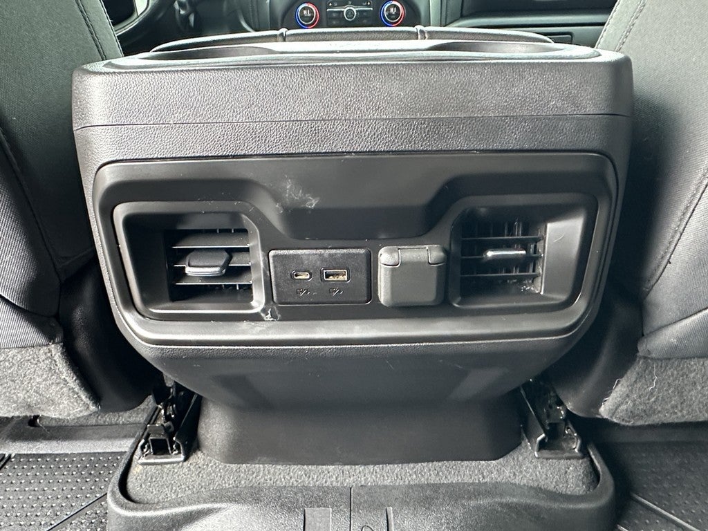 2019 Chevrolet Silverado 1500 4WD Crew Cab 147" RST