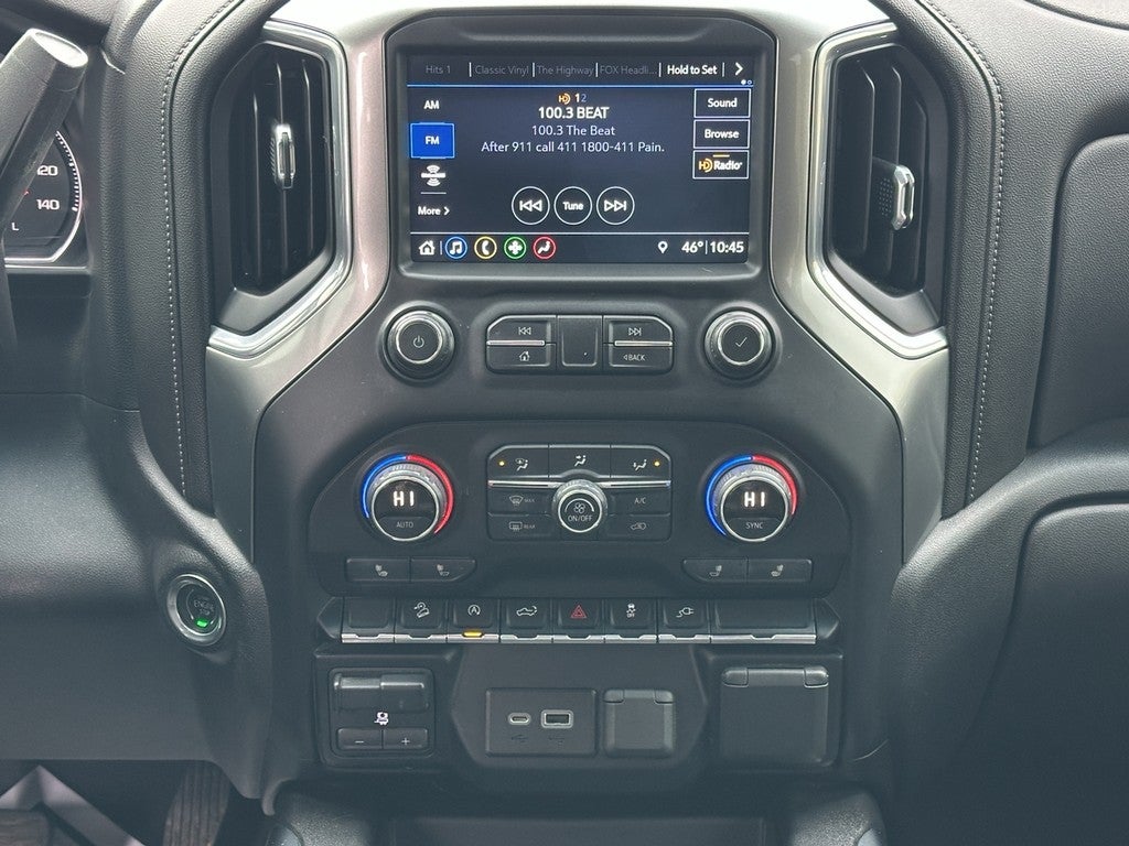 2019 Chevrolet Silverado 1500 4WD Crew Cab 147" RST